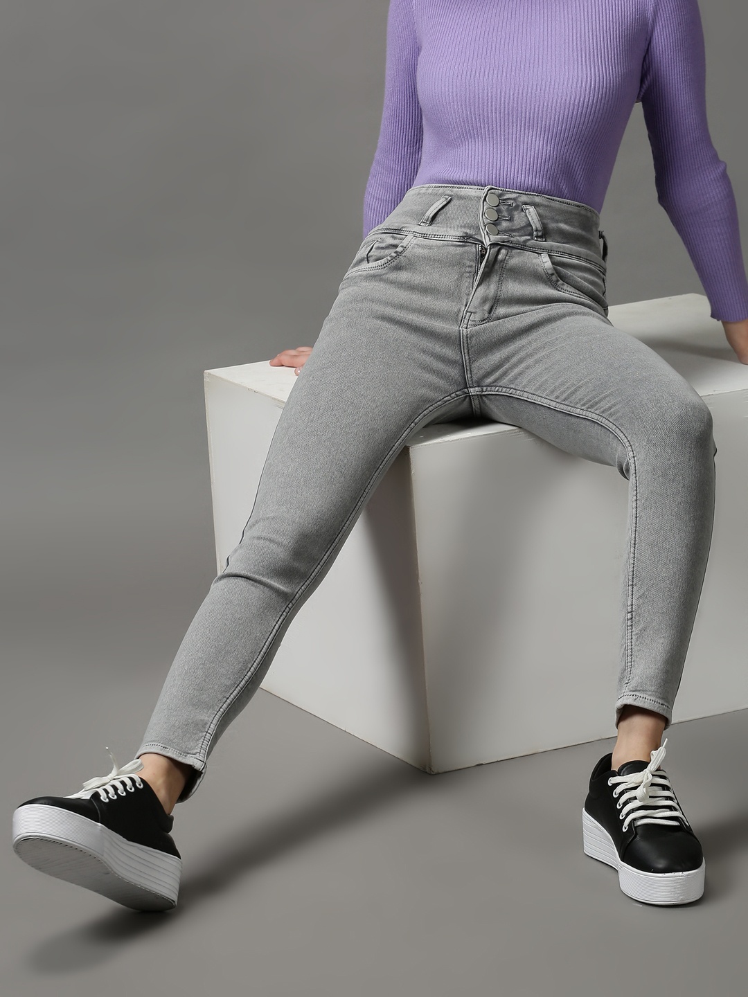 

SHOWOFF Women Grey Skinny Fit Stretchable Jeans