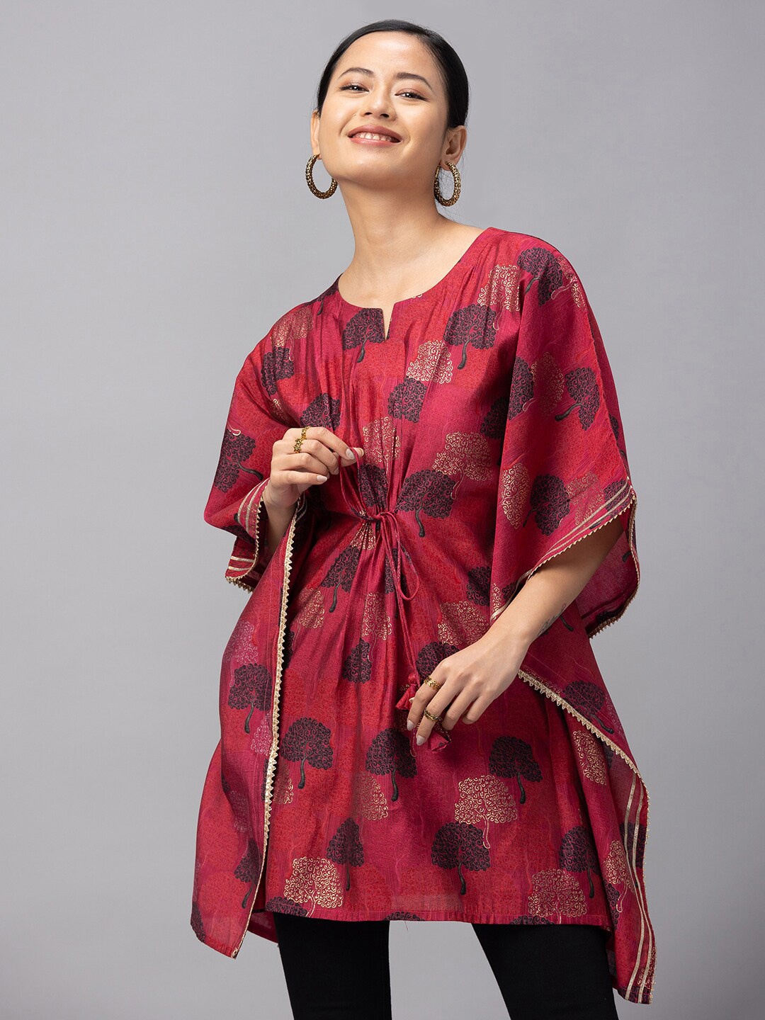 

Sangria Women Pink & Navy Blue Floral Printed Flared Sleeves Kaftan Kurta