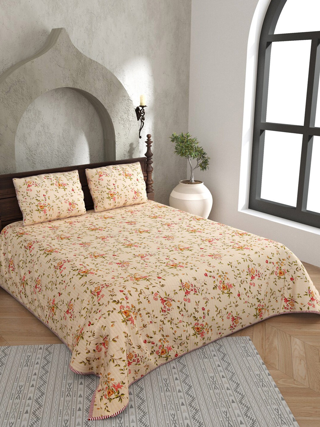 

JAIPUR FABRIC White & Orange Floral AC Room 150 GSM Double Bed Blanket