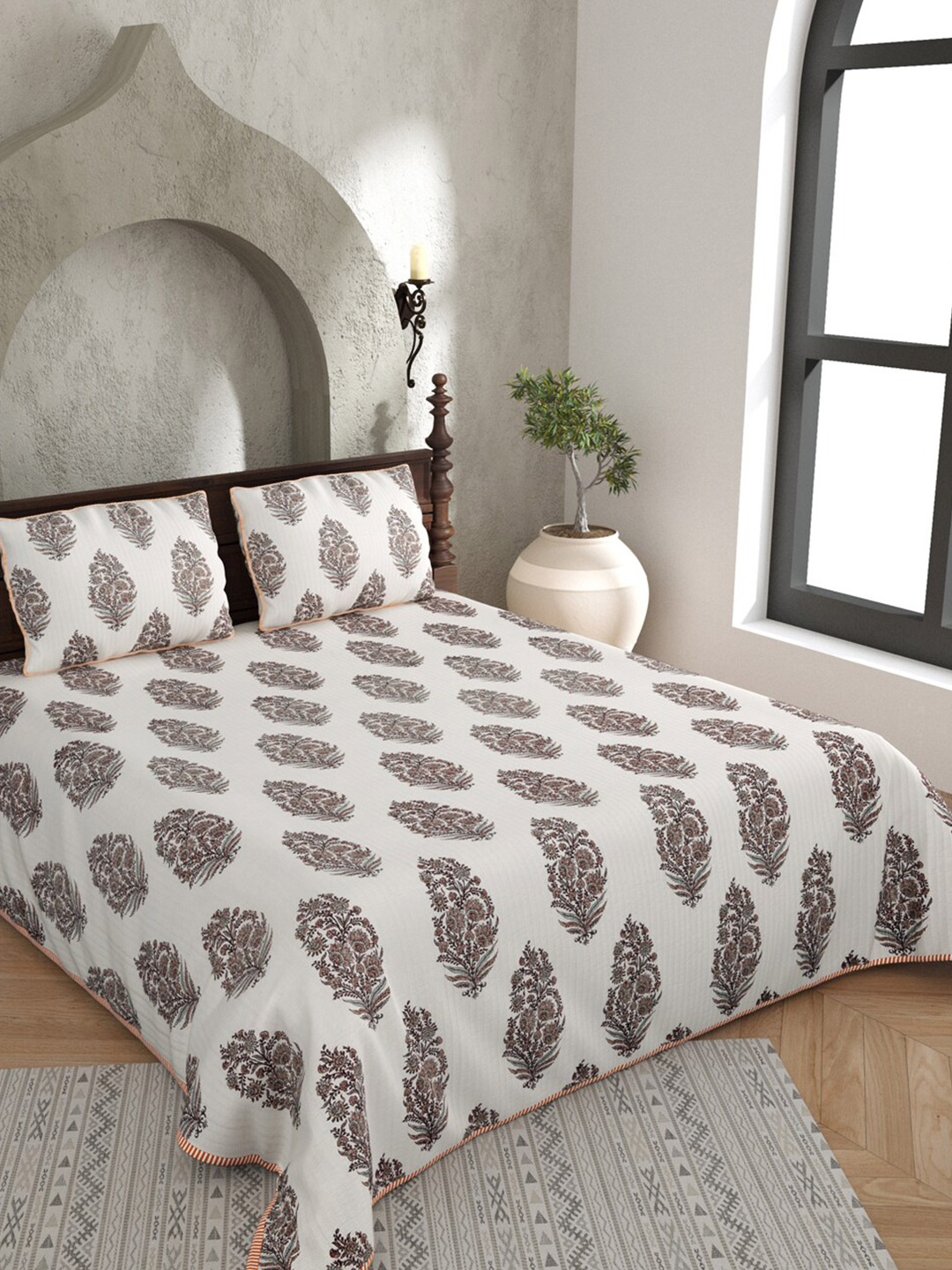 

JAIPUR FABRIC White & Pink Floral Pure Cotton AC Room 150 GSM Double Bed Blanket