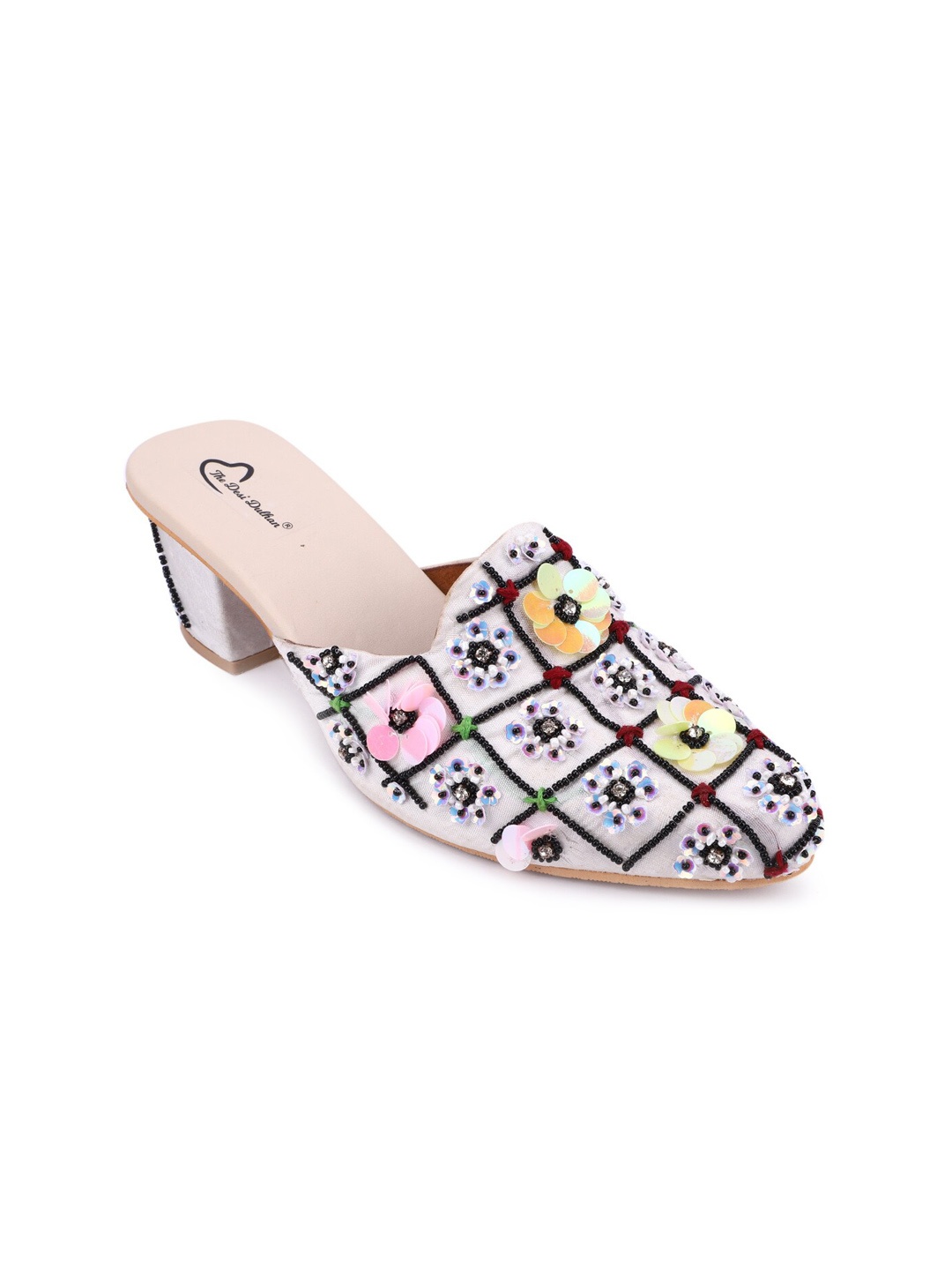 

The Desi Dulhan White & Black Embellished Ethnic Block Mules