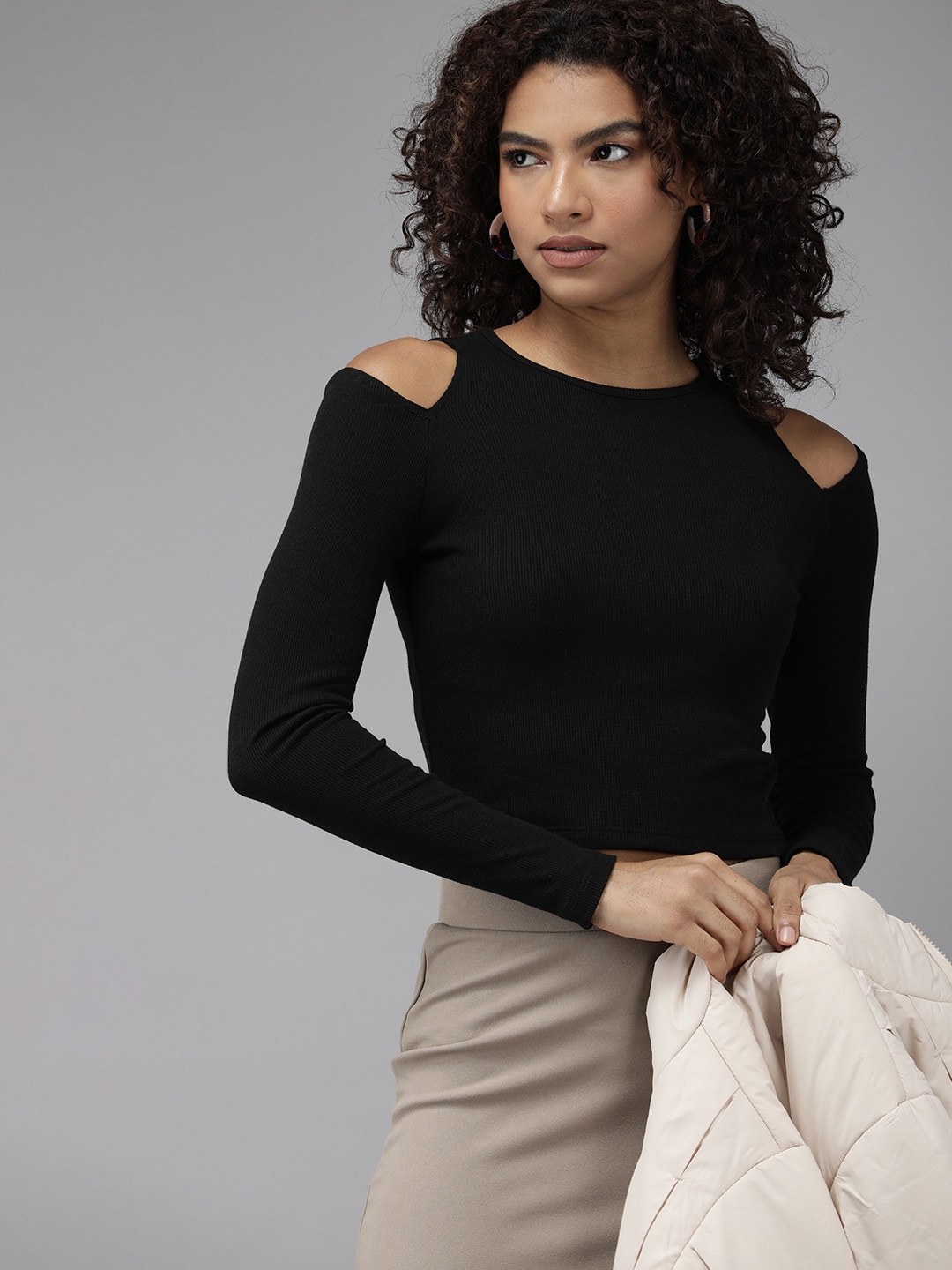 

The Roadster Life Co. Women Cold-Shoulder Long Sleeves Top, Black