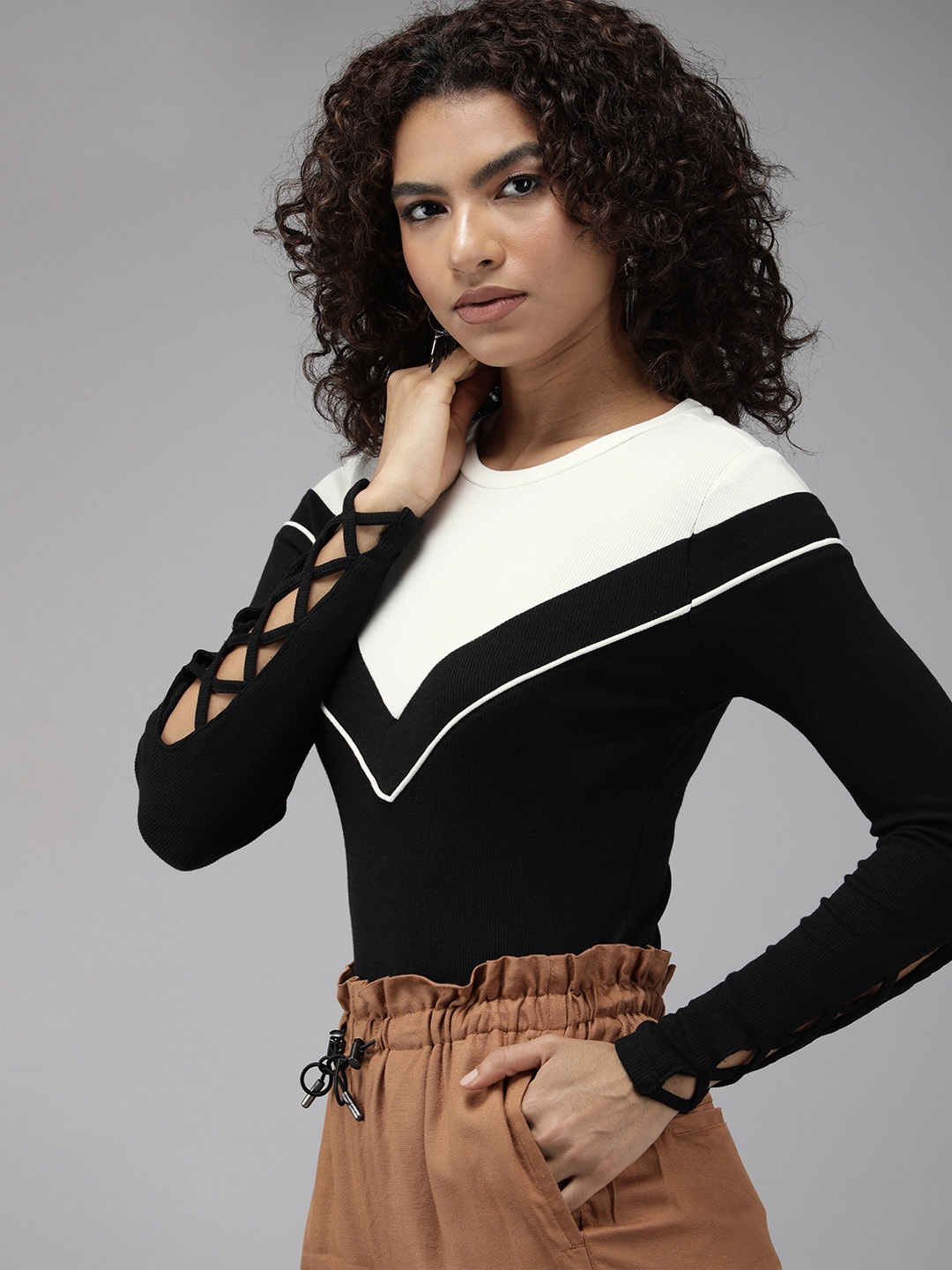 

The Roadster Life Co. Women Colourblocked Top, Black