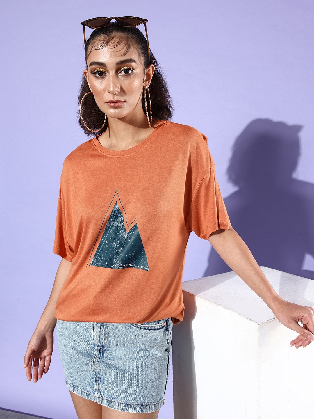 

The Roadster Lifestyle Co. Women Rust Orange Boxy Hollaback Poster Graphics T-shirt