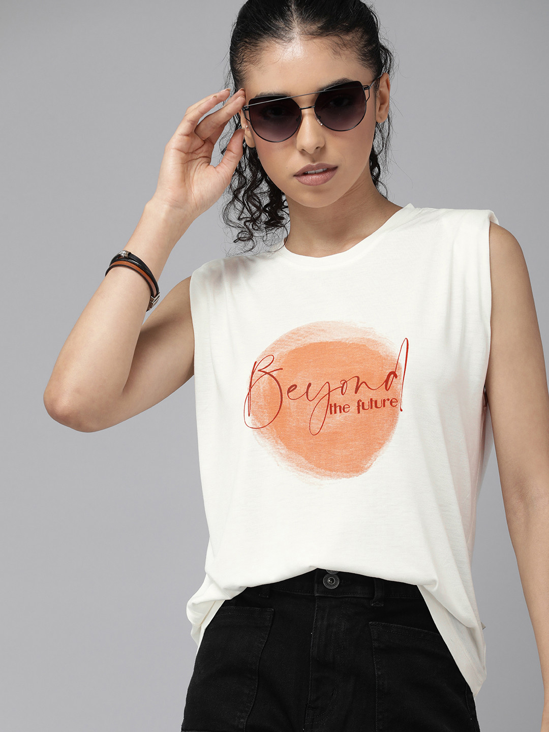 

The Roadster Lifestyle Co. Graphic Printed Relaxed Fit Sleeveless T-shirt, Off white