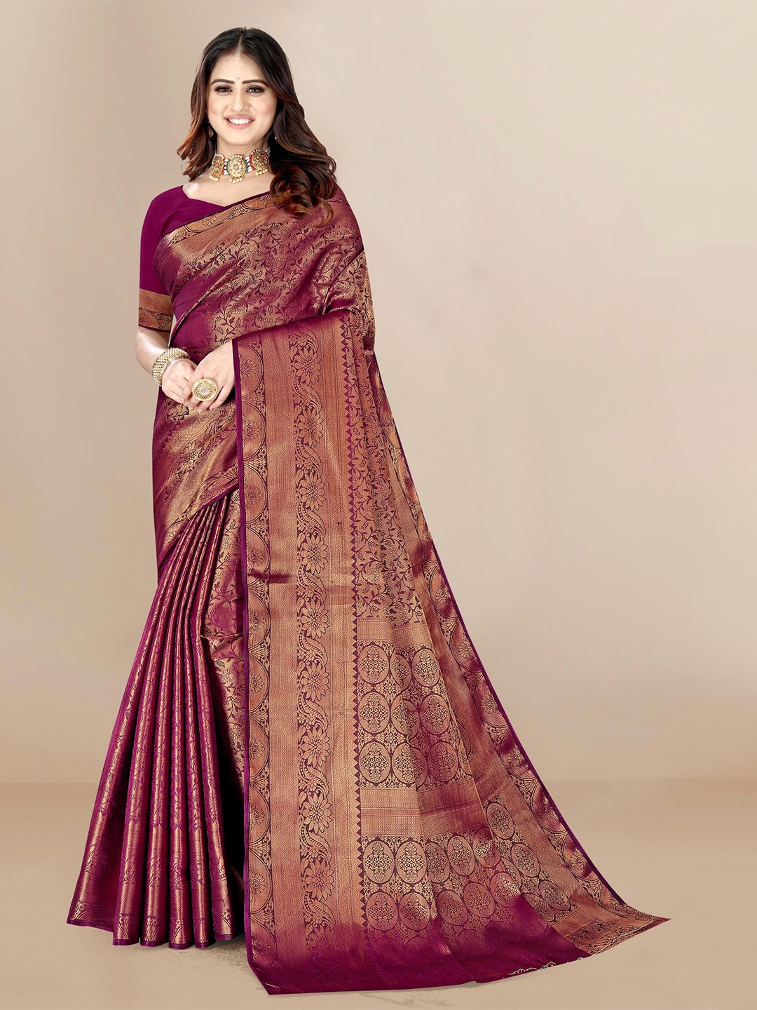 

VAIRAGEE Purple & Gold-Toned Woven Design Zari Saree