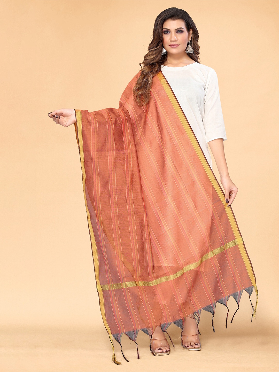 

all about you Peach-Coloured & Gold-Toned Striped Silk Blend Dupatta