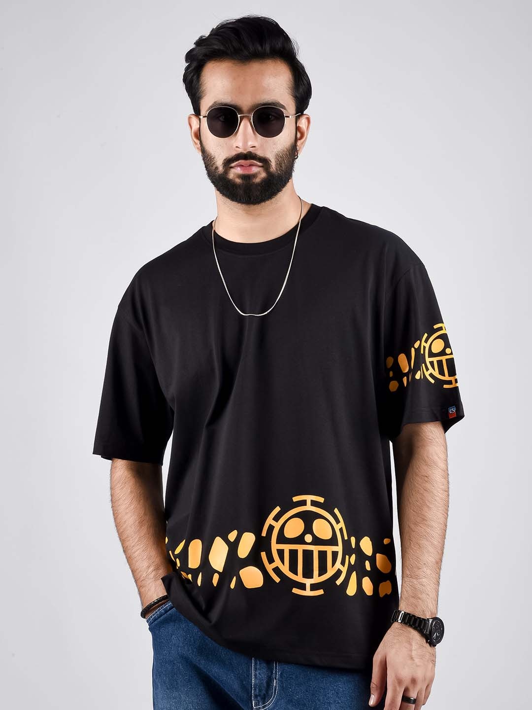 

COMICSENSE Men Anime Printed One Piece Cotton Oversized Tshirt, Black
