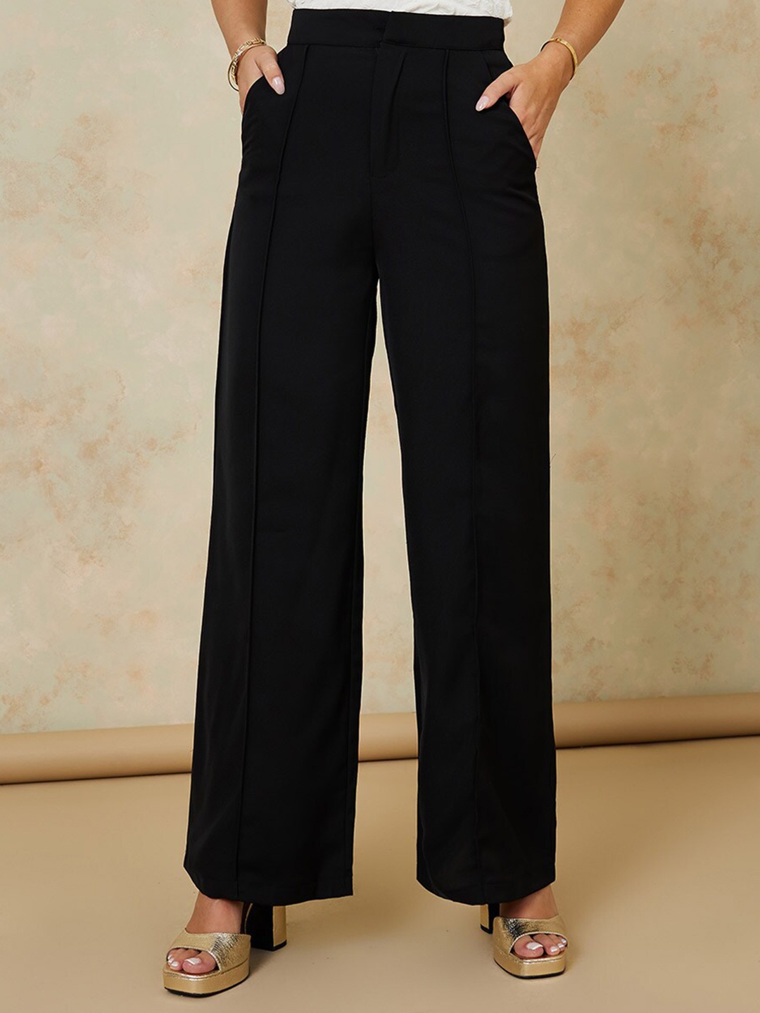 

Styli Women Black High Rise Seam Detail Wide Leg Trouser