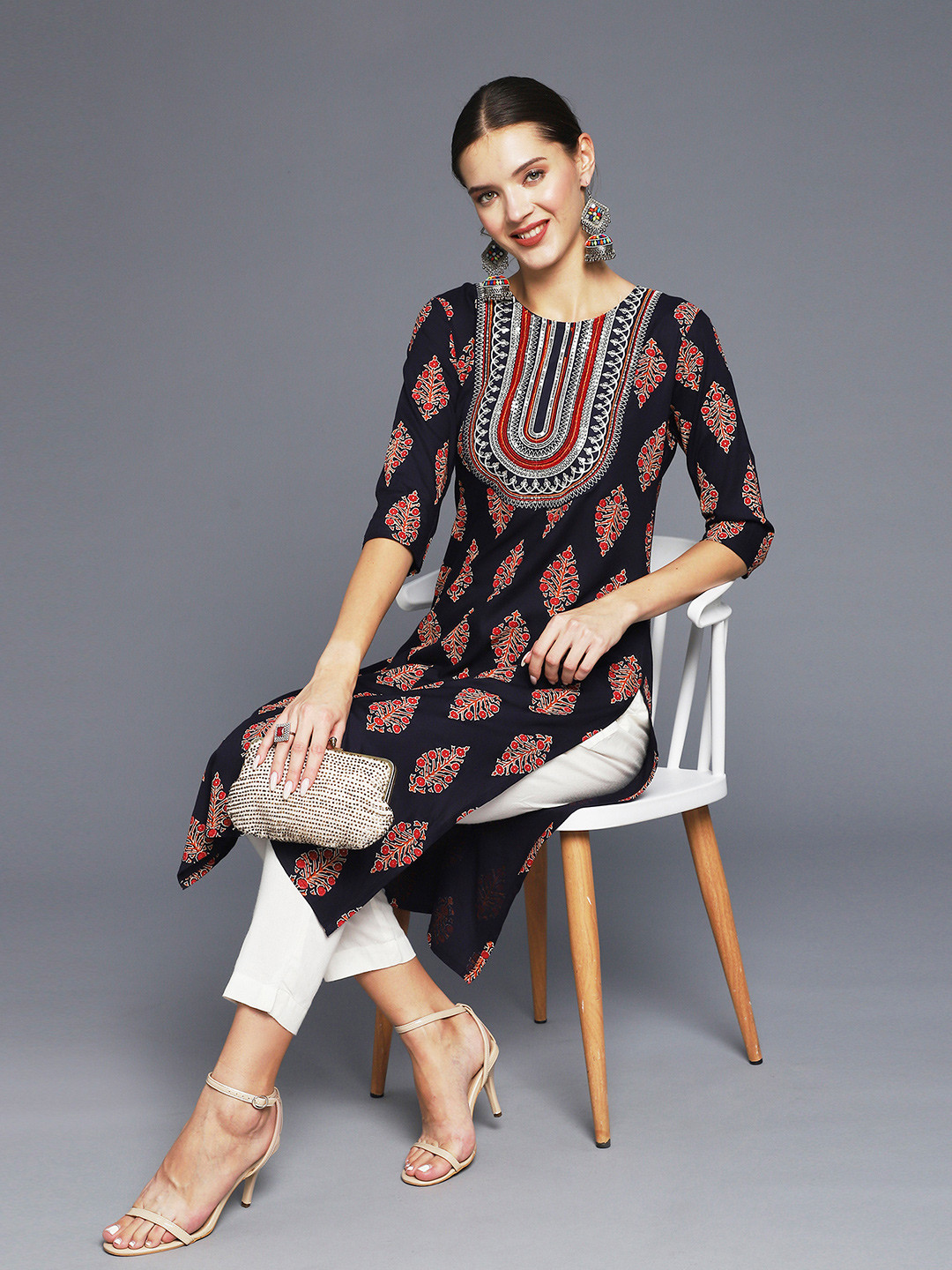 

Anubhutee Women Navy Blue Ethnic Motifs Printed Indie Prints Kurta