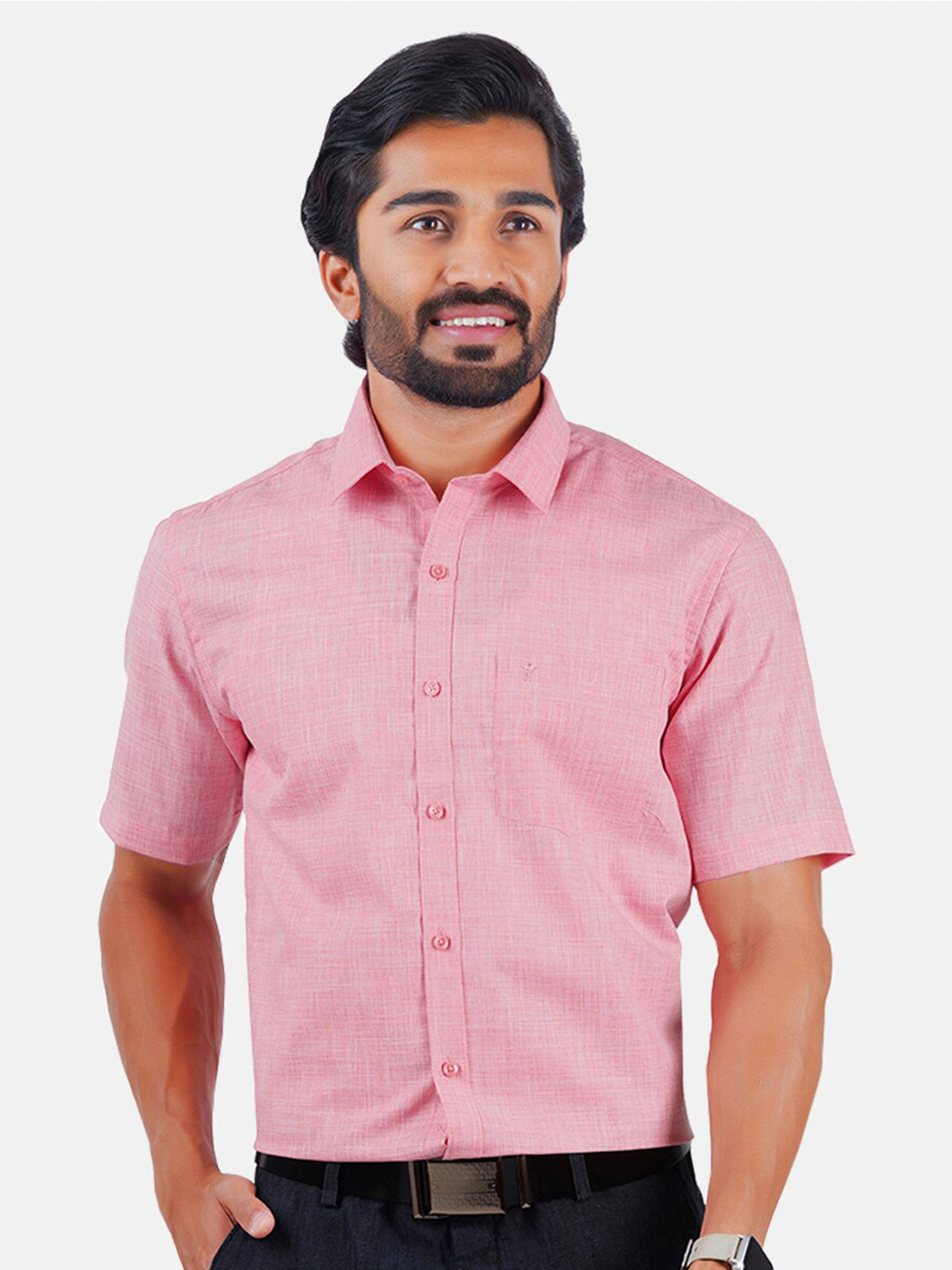 

Ramraj Men Pink Solid Formal Shirt