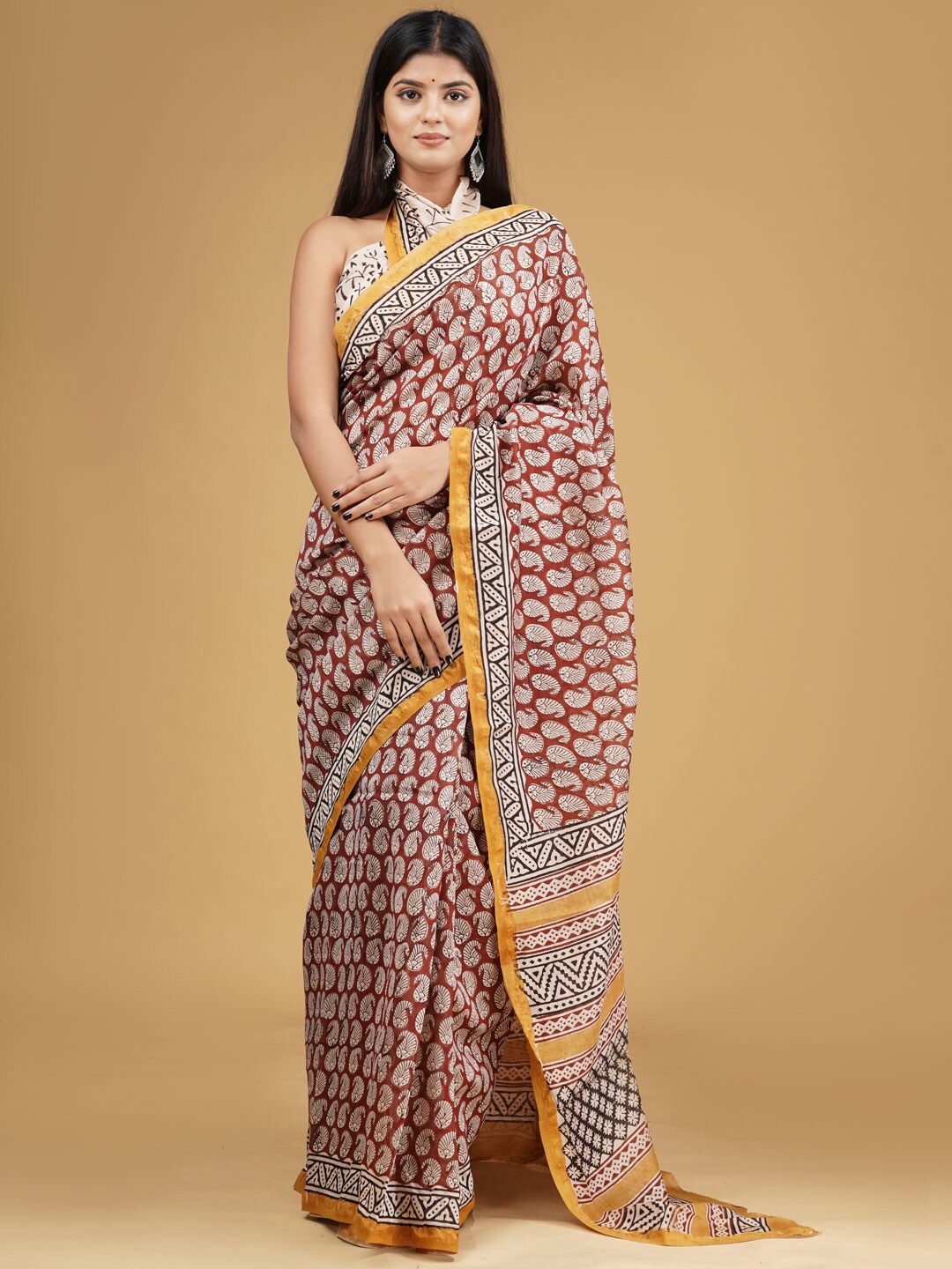 

BUTA BUTI Maroon & Orange Ethnic Motifs Zari Pure Cotton Block Print Saree