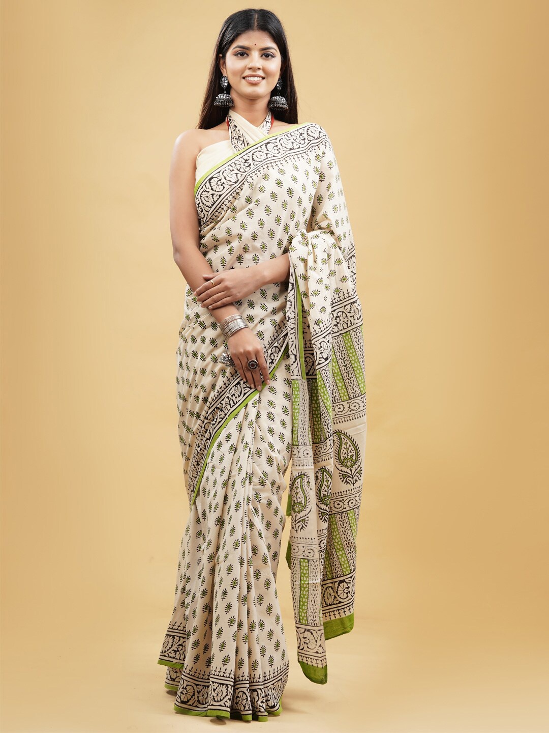 

BUTA BUTI Beige & Black Ethnic Motifs Pure Cotton Block Print Saree