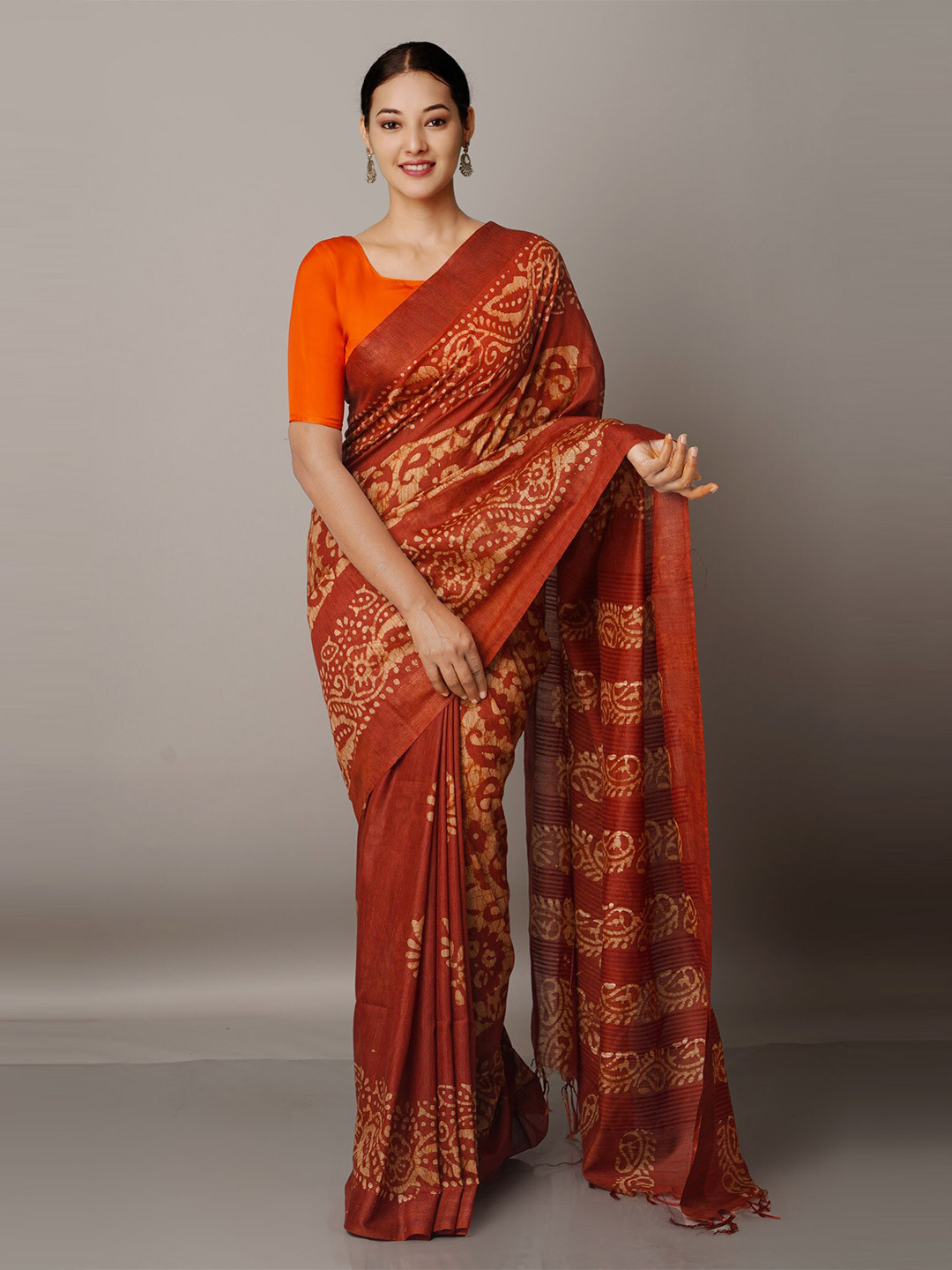 

Unnati Silks Brown & Rust Batik Silk Cotton Bhagalpuri Saree
