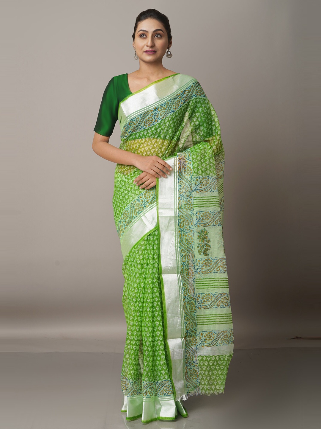

Unnati Silks Green & Silver-Toned Ethnic Motifs Printed Pure Cotton Kota Saree