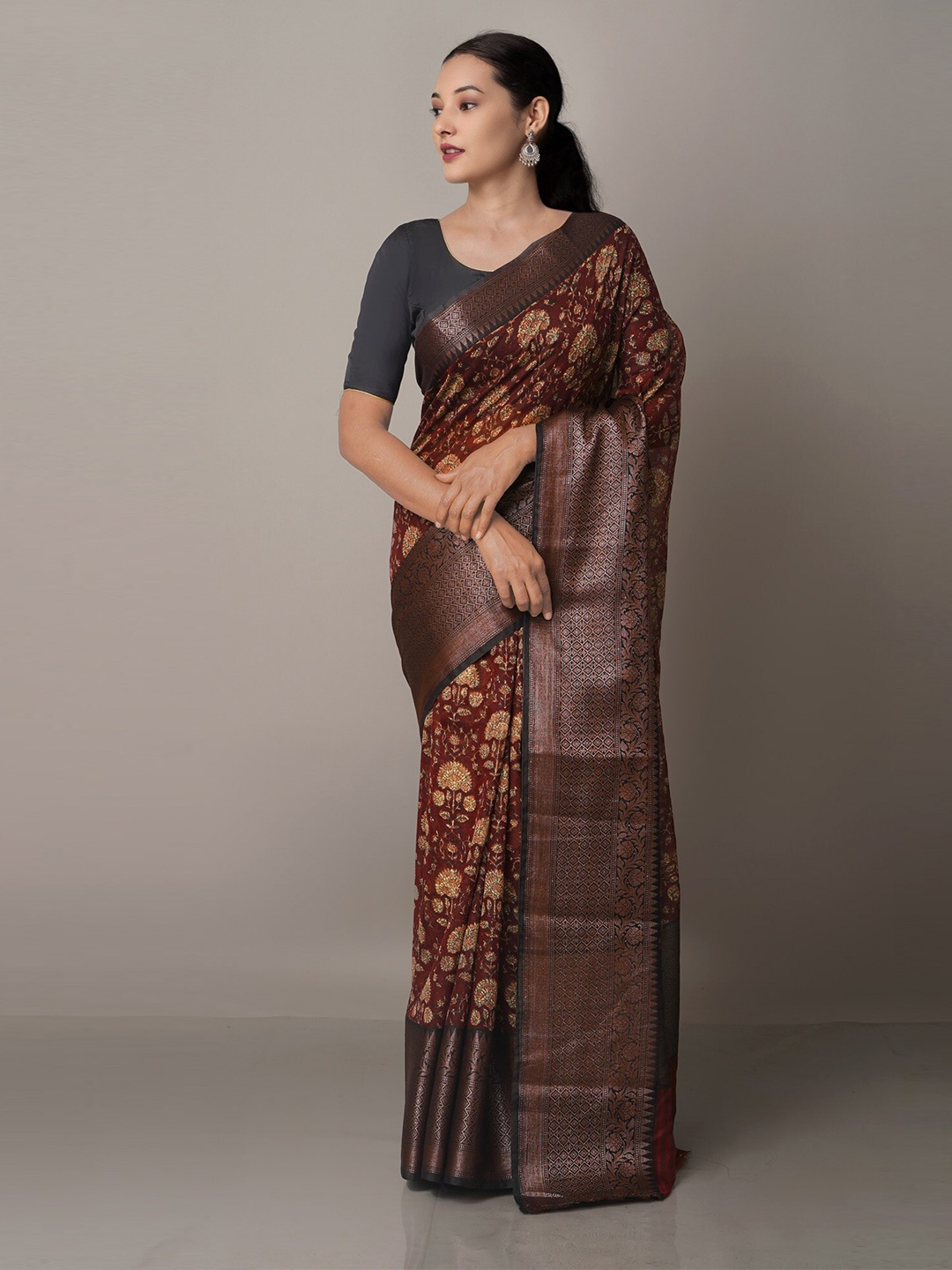 

Unnati Silks Burgundy & Maroon Woven Design Zari Silk Cotton Maheshwari Saree