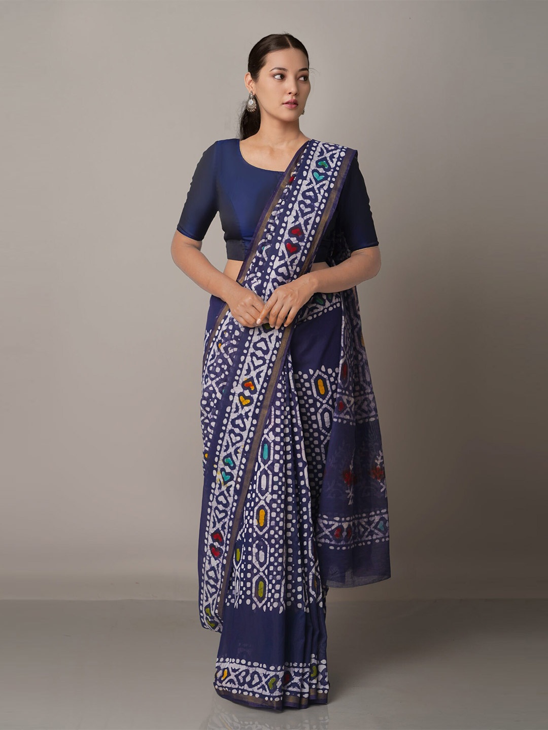 

Unnati Silks Navy Blue & White Batik Zari Silk Cotton Chanderi Saree