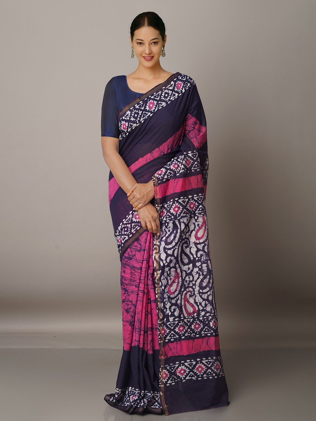 

Unnati Silks Black & Pink Batik Zari Silk Cotton Chanderi Saree