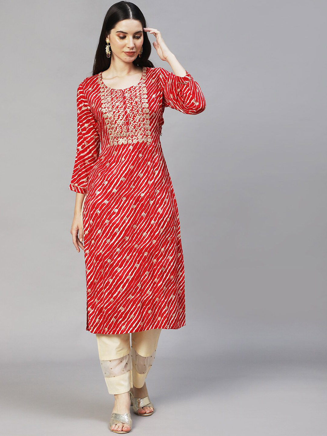 

FASHOR Women Red Leheriya Printed & Embroidered Straight Fit Kurta Red