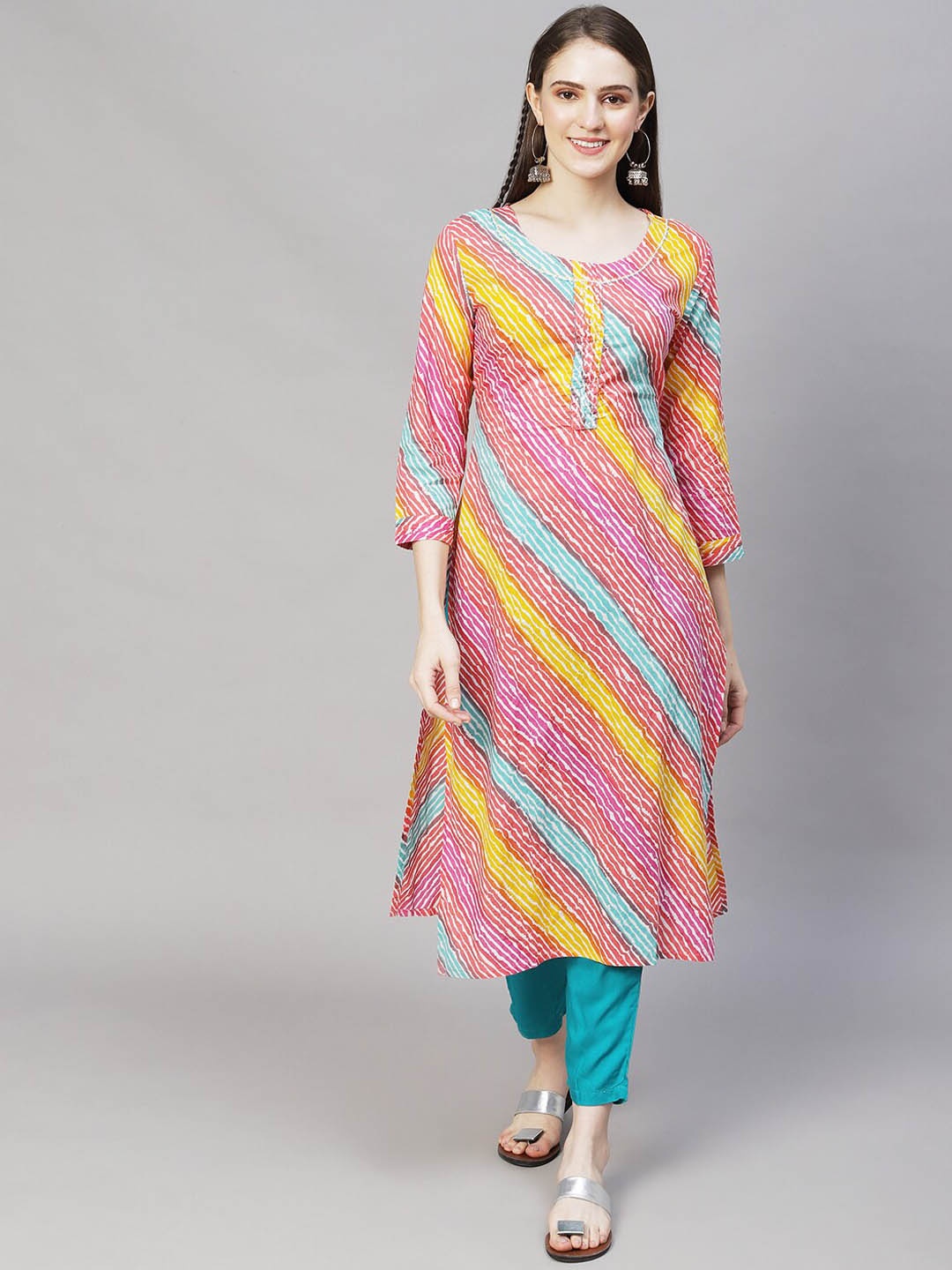 

FASHOR Women Pink & Blue Leheriya Printed Thread Work Cotton Kurta