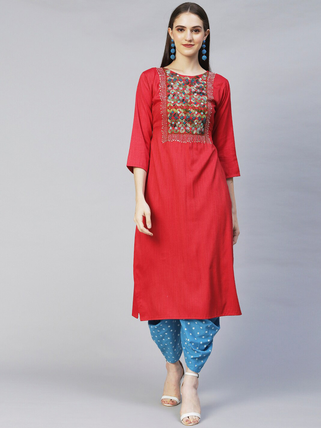 

FASHOR Women Red Yoke Design Flared Sleeves Kurta
