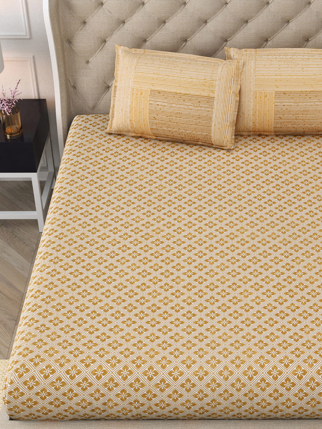 

DREAM WEAVERZ Beige Ethnic Motifs Cotton 300 TC Double Bedsheet with 2 Pillow Covers