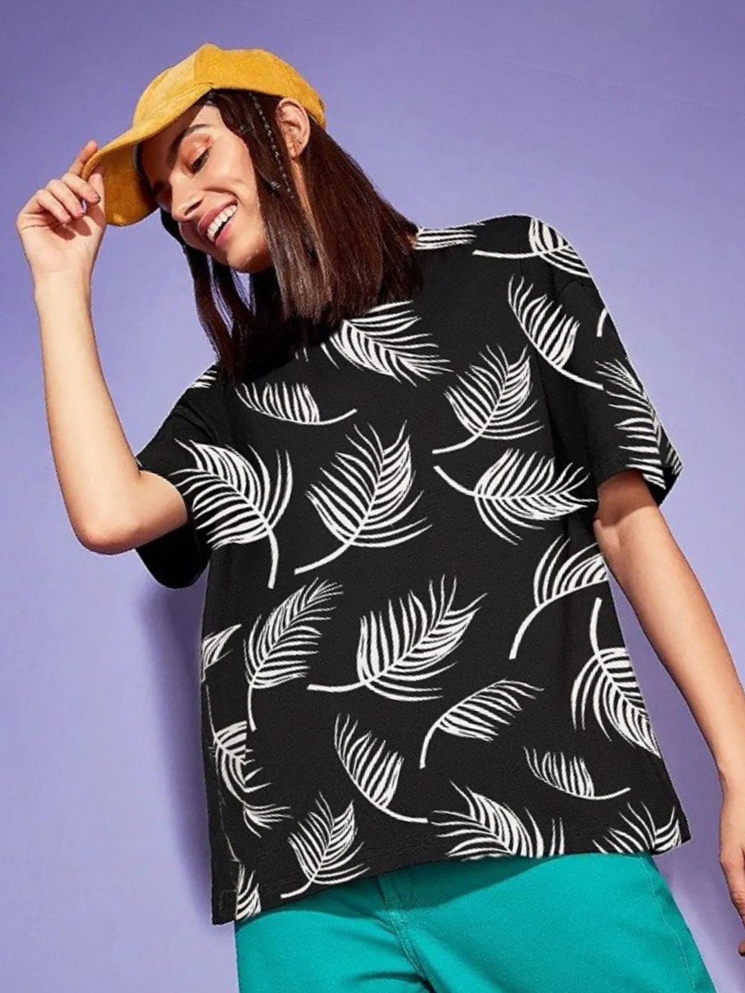 

Rodzen Women Black & White Floral Printed Tropical Pure Cotton Oversized T-shirt