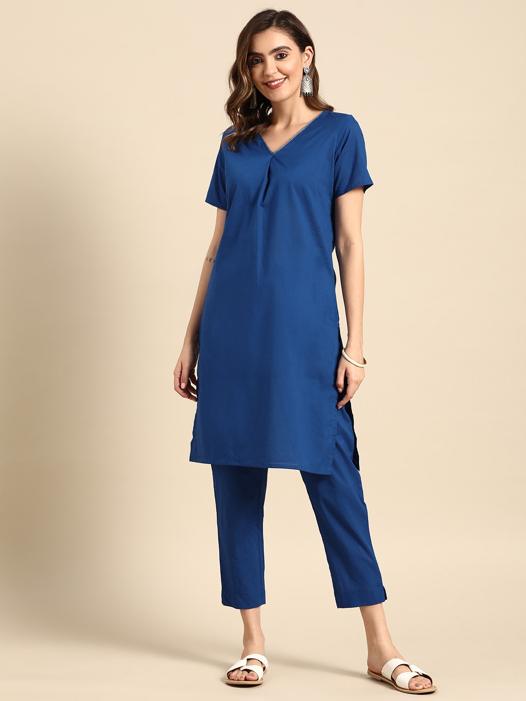 

Sangria Women Solid Kurta with Trousers, Blue