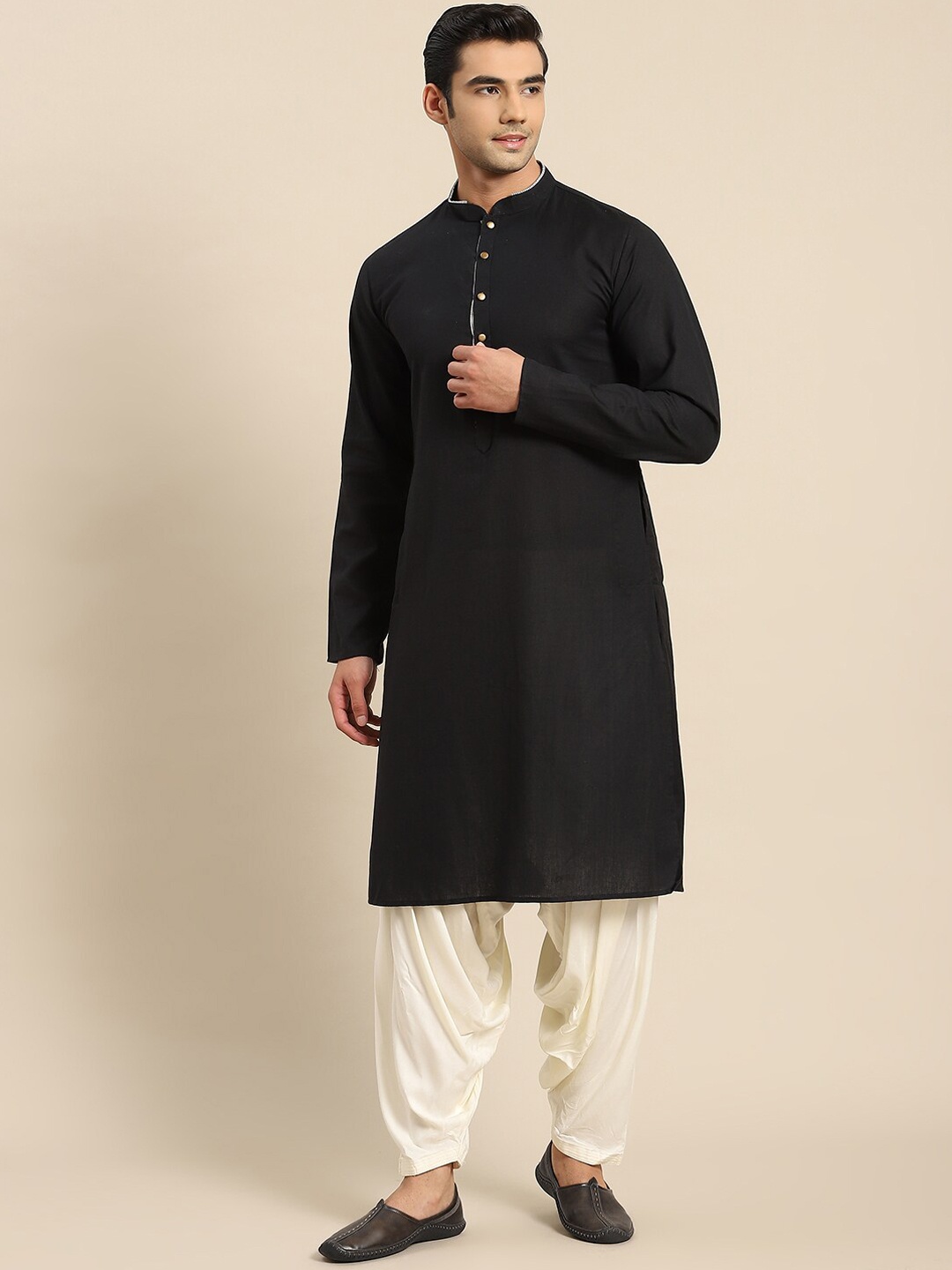 

KISAH Men Black Kurta