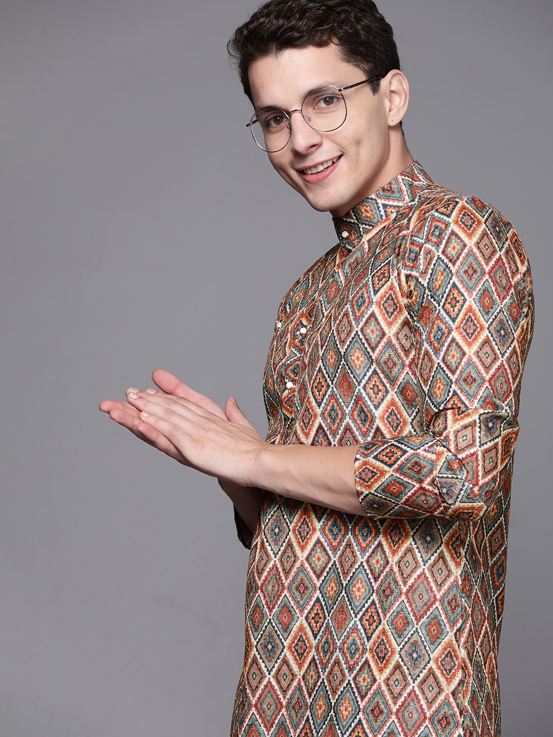 

Indo Era Men Multicoloured Ethnic Motifs Printed Kurta, Multi