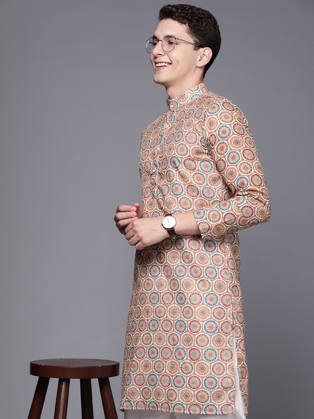 

Indo Era Men Cream-Coloured & Maroon Cotton Printed Kurta