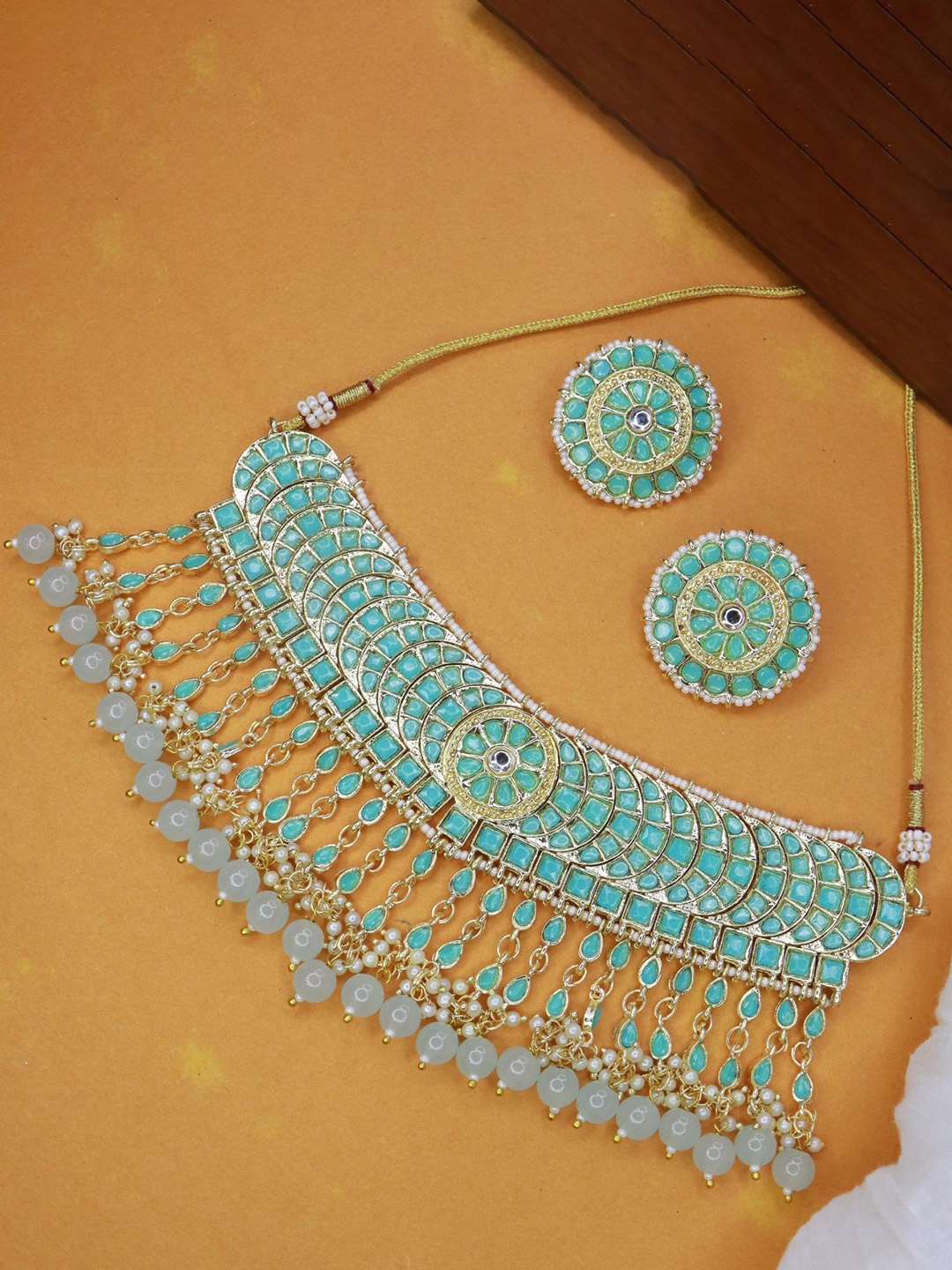 

I Jewels Gold-Plated Turquoise Blue & White Kundan Studded & Beaded Jewellery Set