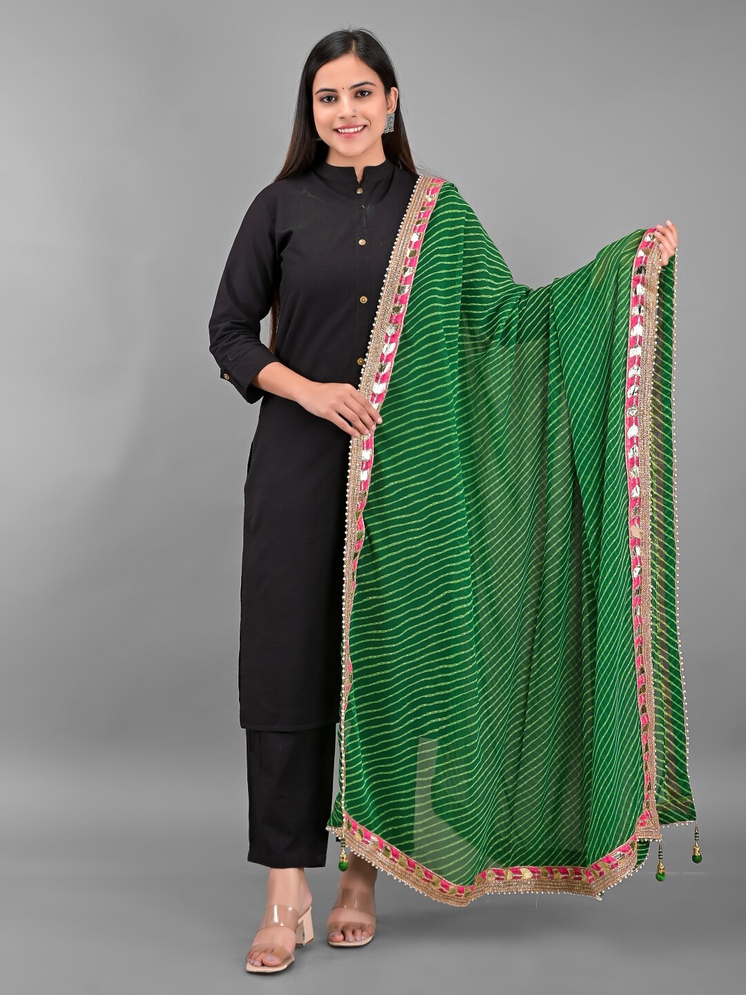 

Apratim Green & Gold-Toned Striped Leheriya Dupatta with Gotta Patti