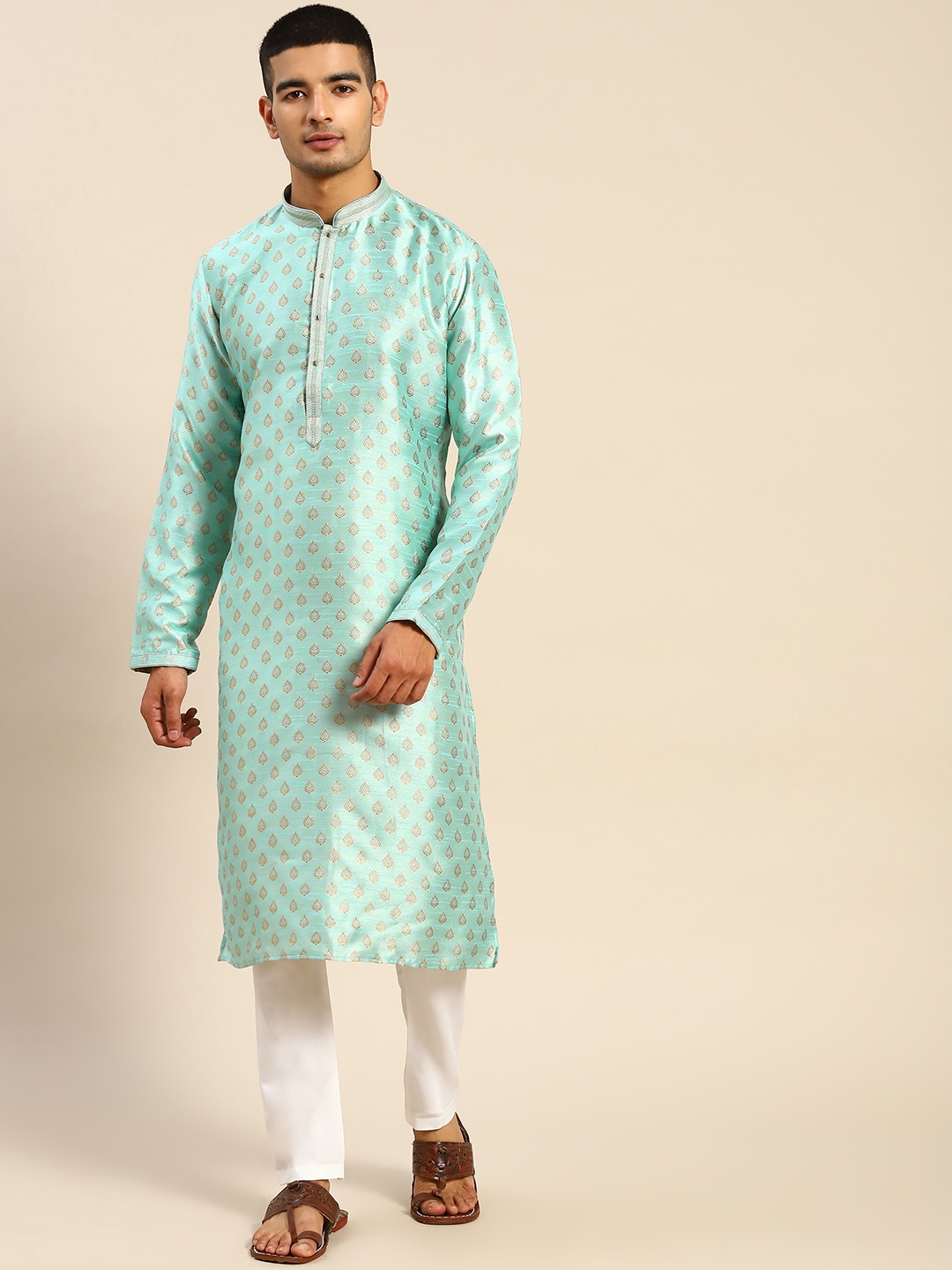 

RAJUBHAI HARGOVINDAS Men Green Ethnic Motifs Kurta With Pyjamas