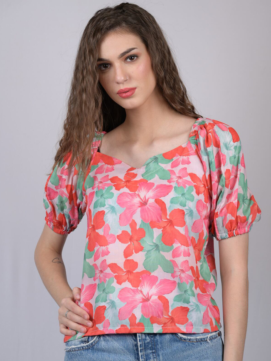 

OWO THE LABEL Women Pink Floral Print Sweetheart Neck Top