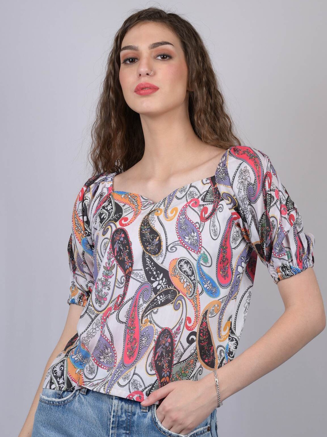 

OWO THE LABEL Women Multicoloured Print Sweetheart Neck Top, Multi