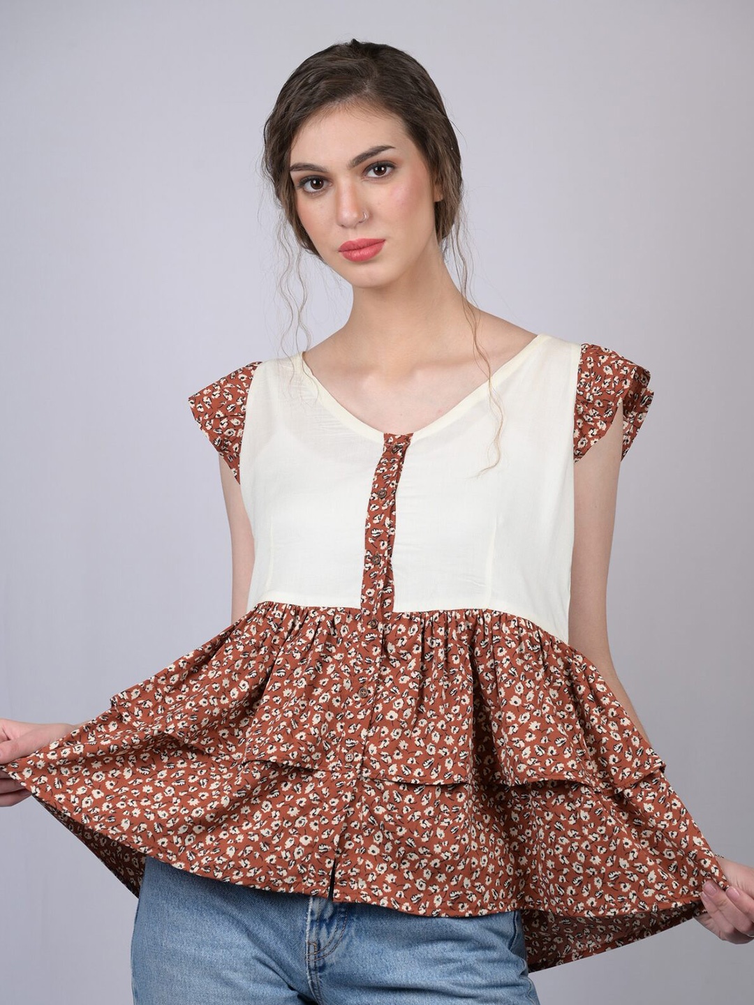 

OWO THE LABEL Cream-Coloured & Brown Floral Print Ruffles Top