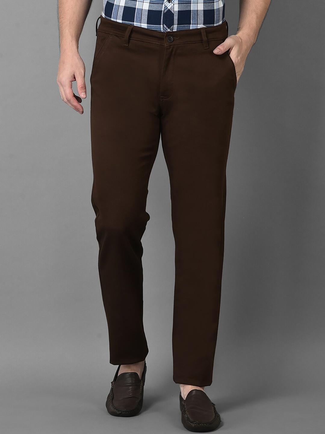 

Canary London Men Brown Cotton Smart Slim Fit Wrinkle Free Trousers