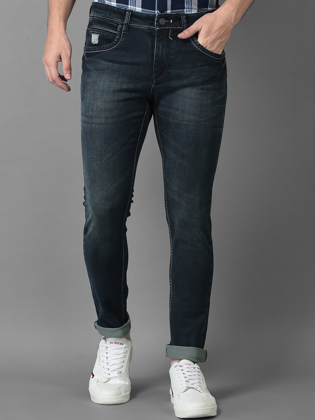 

Canary London Men Blue Smart Low-Rise Heavy Fade Printed Stretchable Jeans