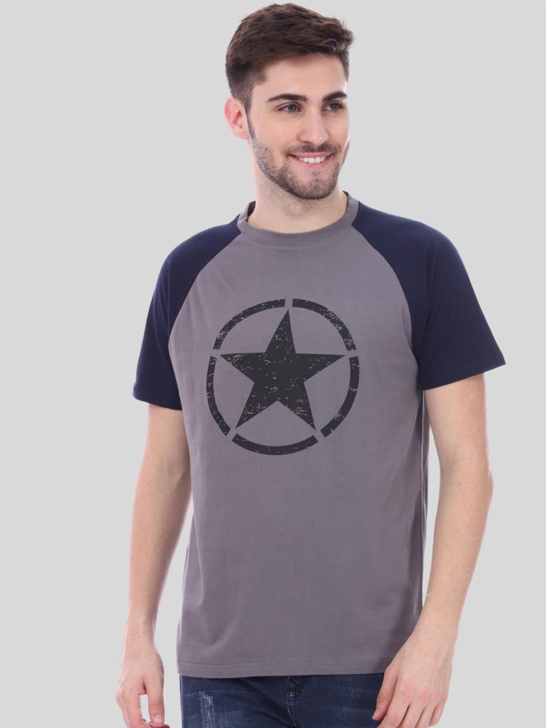 

DEZANO Men Grey & Blue Printed Cotton T-shirt