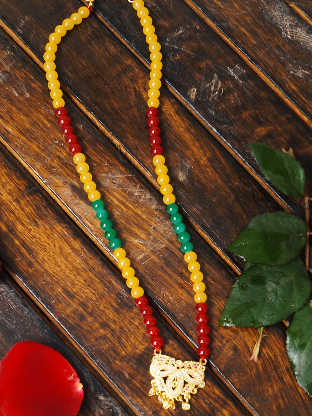 

Unnati Silks Women Yellow & Red Gold-Plated Necklace