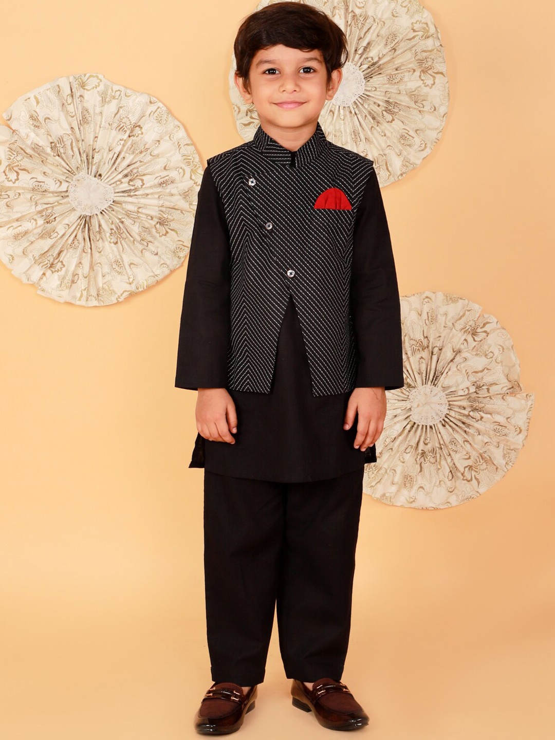 

LIL DRAMA Boys Navy Blue Printed Pure Cotton Kurta with Pyjamas & With Jacket
