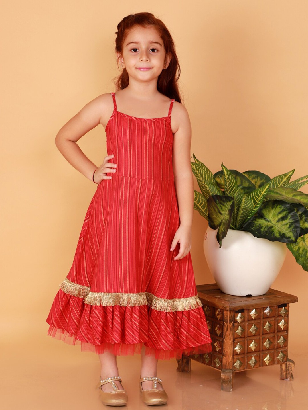 

LIL DRAMA Coral & Pink Striped Tie-Up Neck Ethnic A-Line Maxi Dress