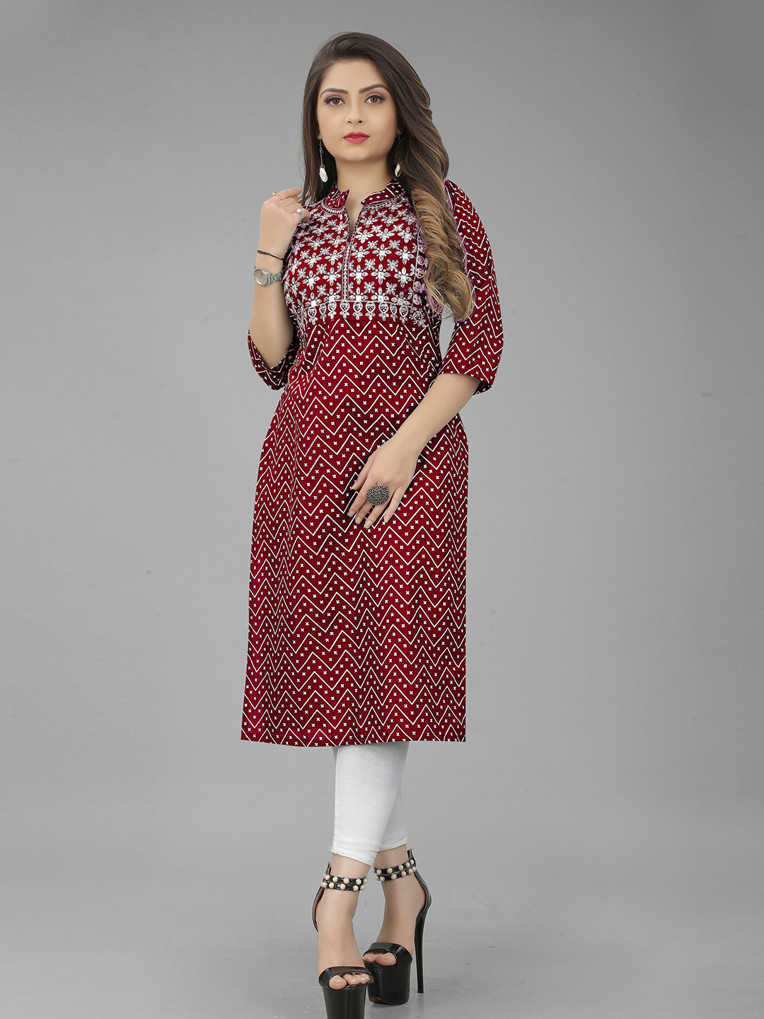 

Fashion FRICKS Women Red & White Cotton Floral Embroidered Kurta