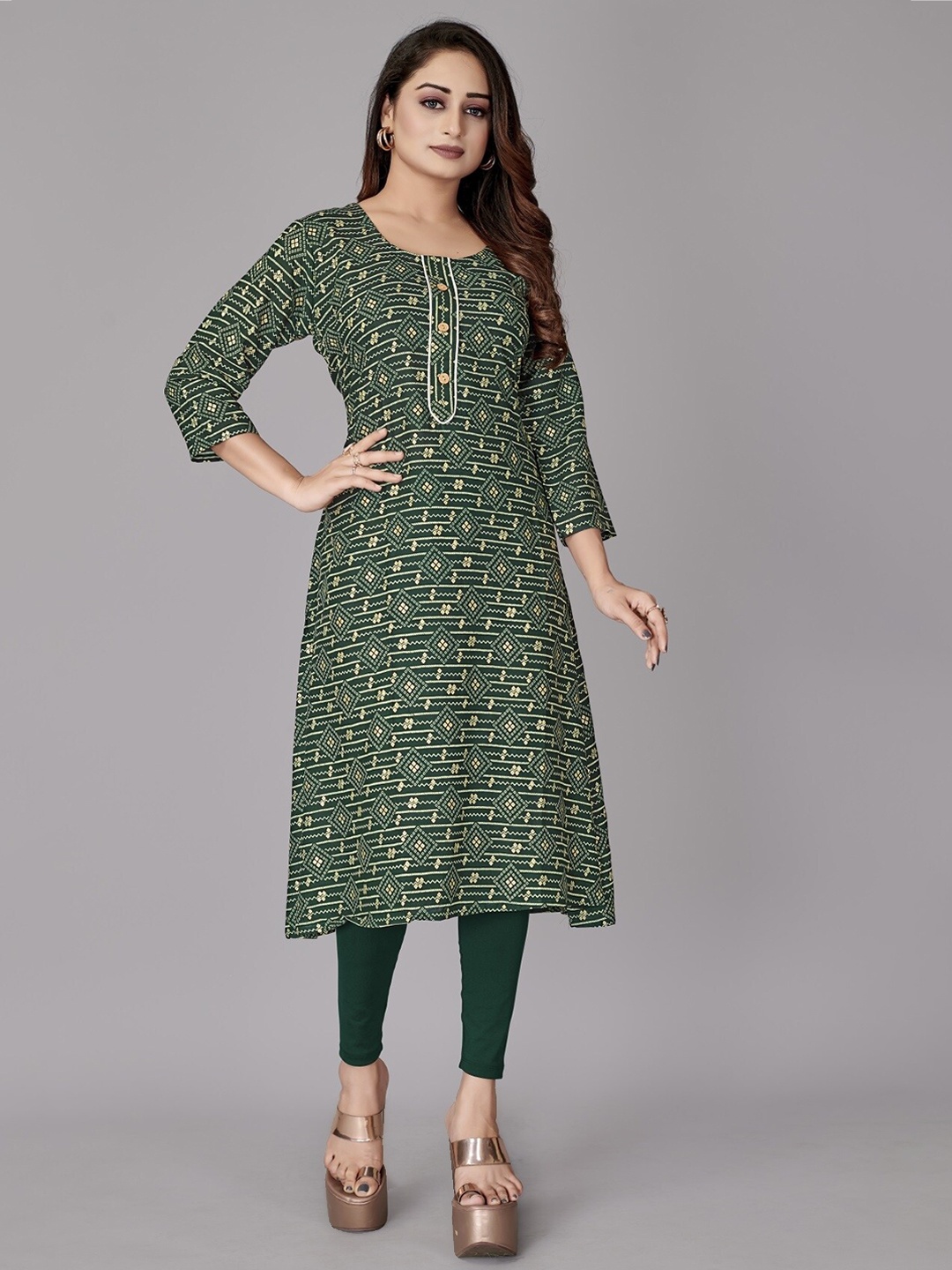 

Fashion FRICKS Women Green Geometric Printed Kurta