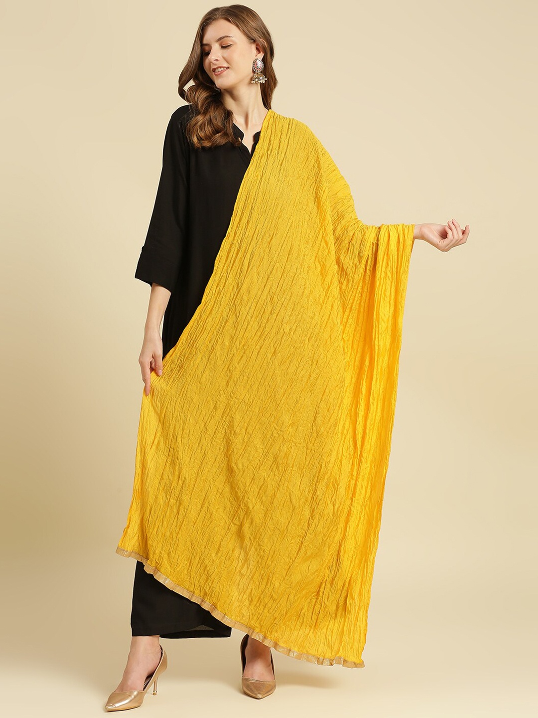 

Dupatta Bazaar Yellow & Gold-Toned Solid Dupatta