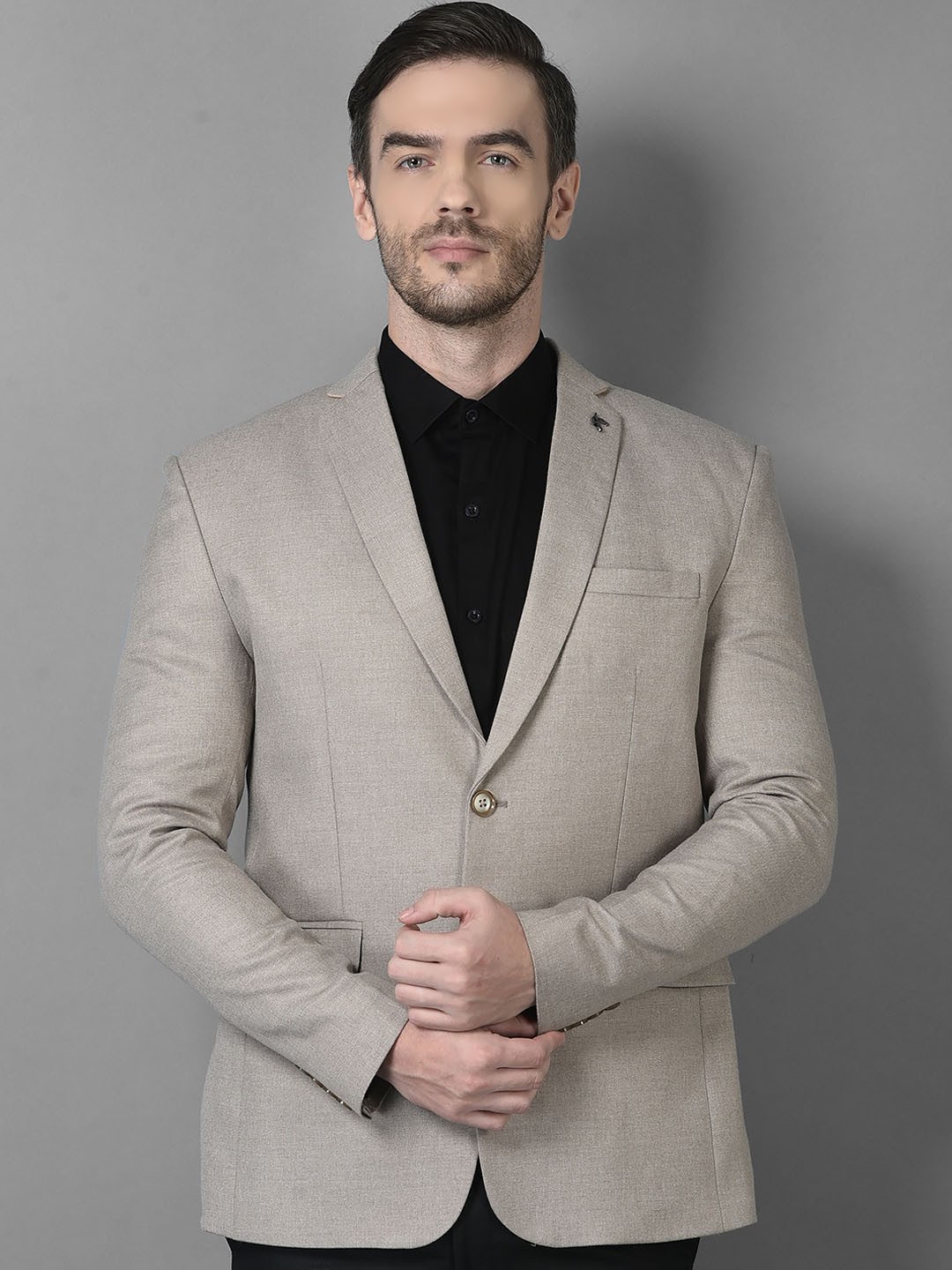 

Canary London Men Beige-Colored Solid Single-Breasted Slim-Fit Blazers