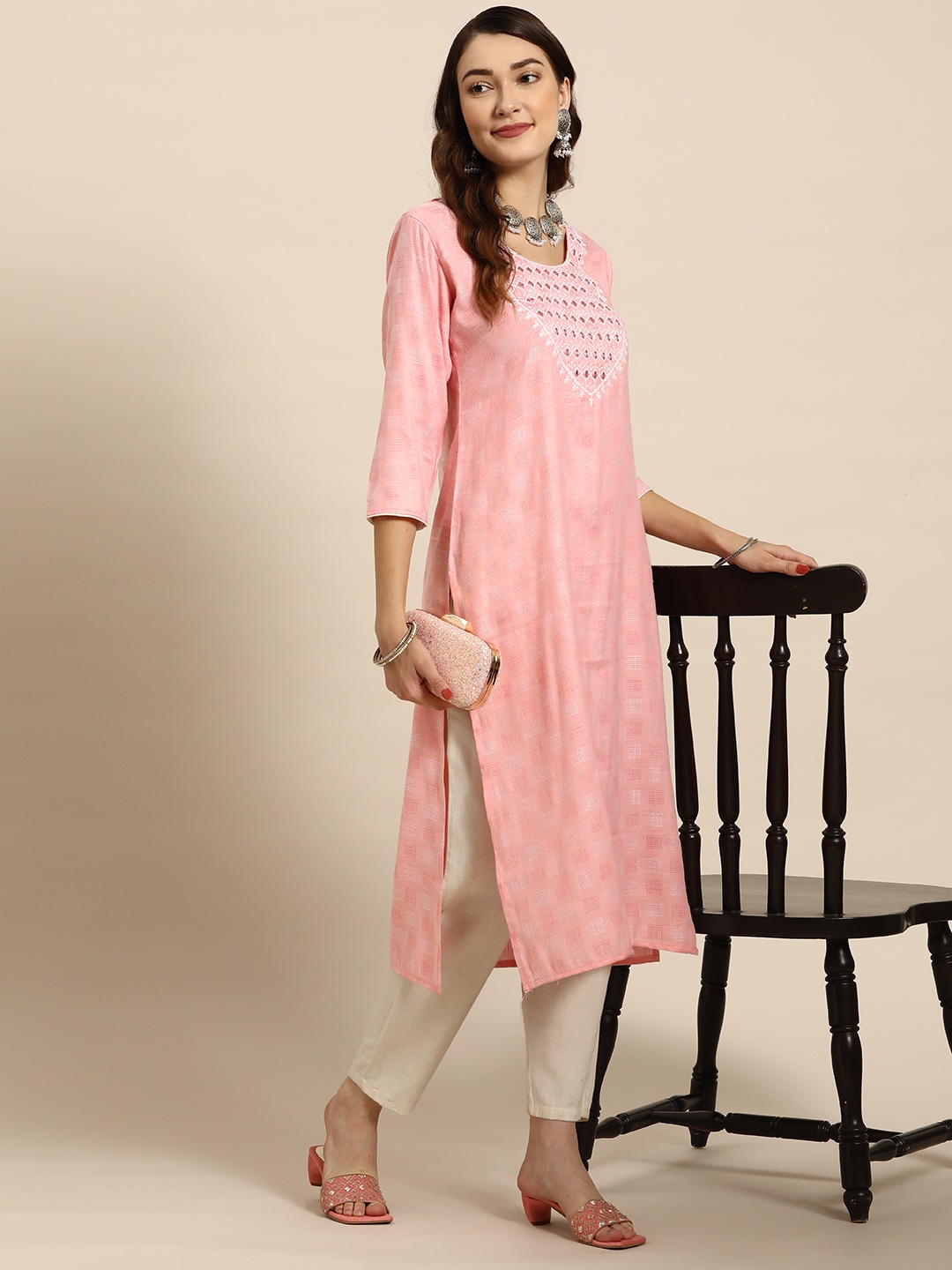 

Sangria Women Pink Dobby Weave Mirror-Work Kurta