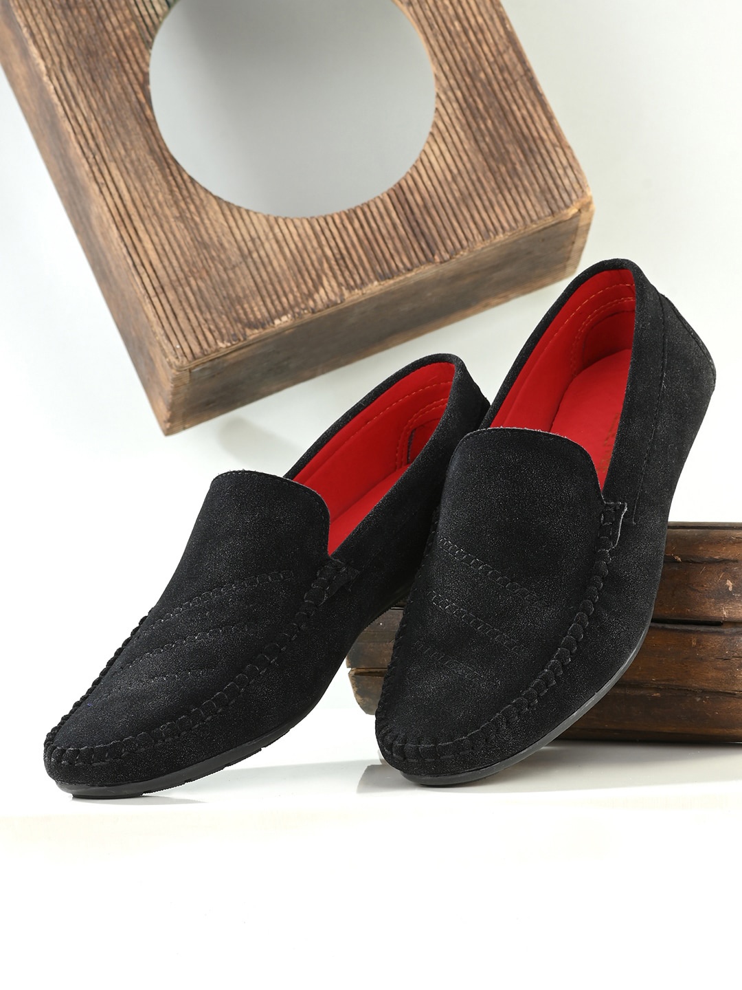 

Mactree Men Black Suede Loafers