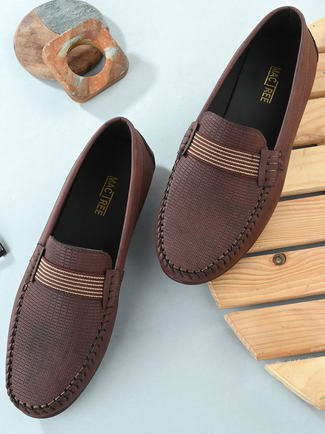 

Mactree Men Brown Solid Nubuck Loafers